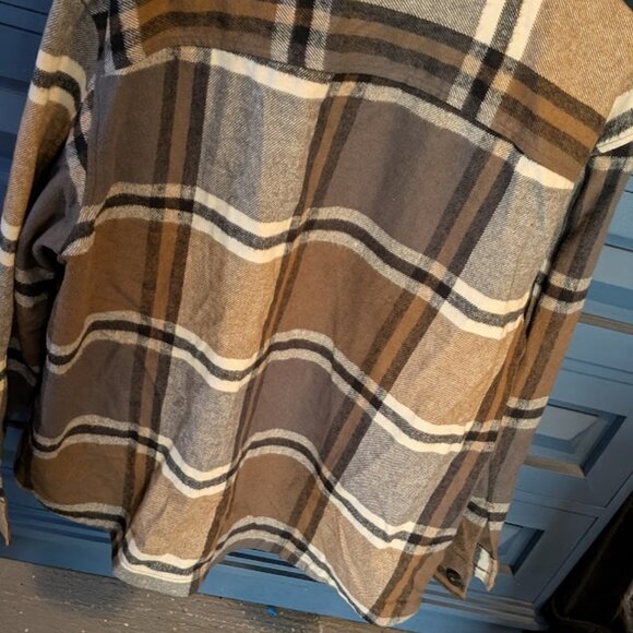 J29 ZARA Plaid Flannel Shacket (Shirt/Jacket) - Picture 4 of 7